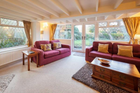 Host & Stay - Ailsa Cottage